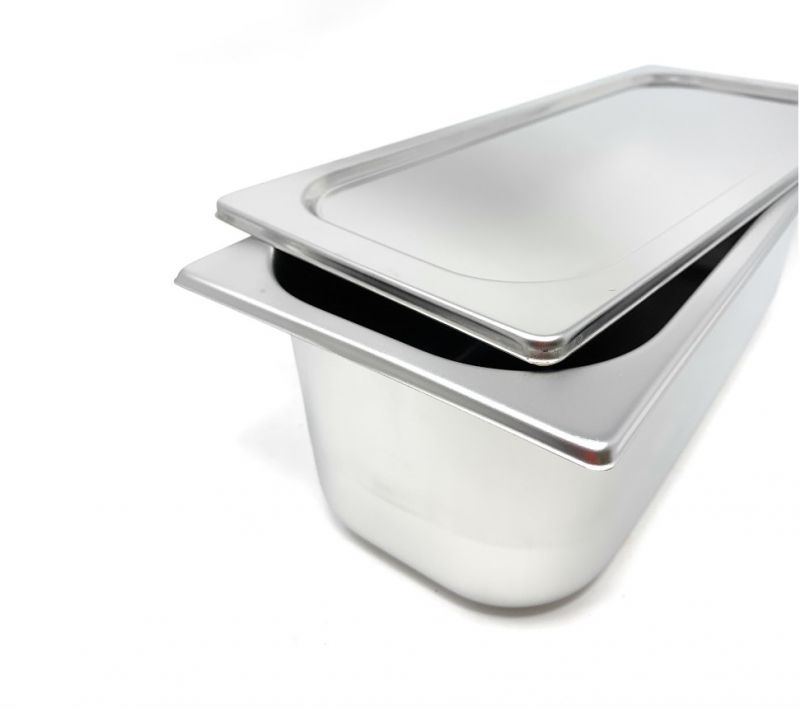 https://www.italiagroup.net/open2b/var/products/238/71/0-8449196a-800-VGCOP3616-Stainless-steel-lid-for-ice-cream-tray-dim.-360X165mm.jpg