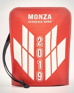 HY-2856 Bauletto Monza Pochette in eco-pelle "Monza Scuderia Nord" - 10 pezzi